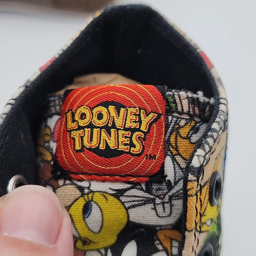 Converse Chuck Taylor All Star High Top Looney Tunes Sneakers, Size Youth 10